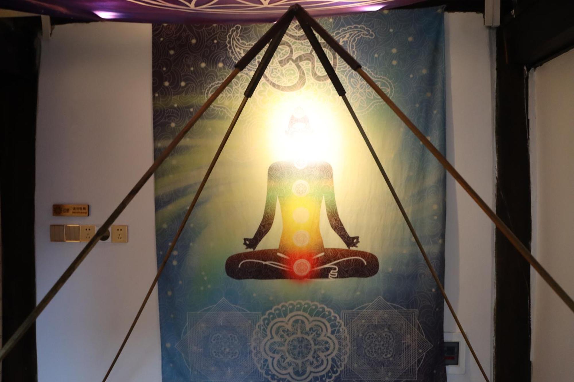 Energy Space Healing Inn Shangri-La Exterior foto