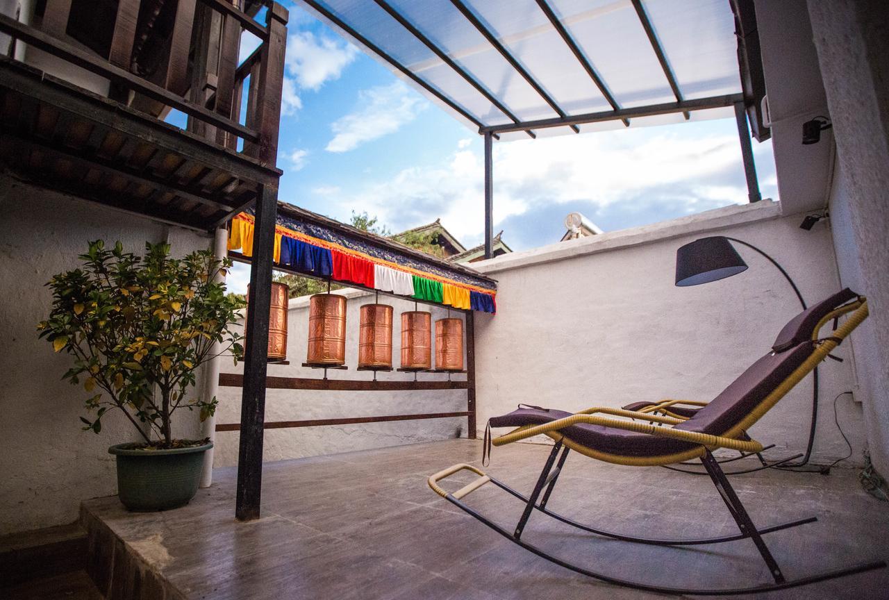 Energy Space Healing Inn Shangri-La Exterior foto