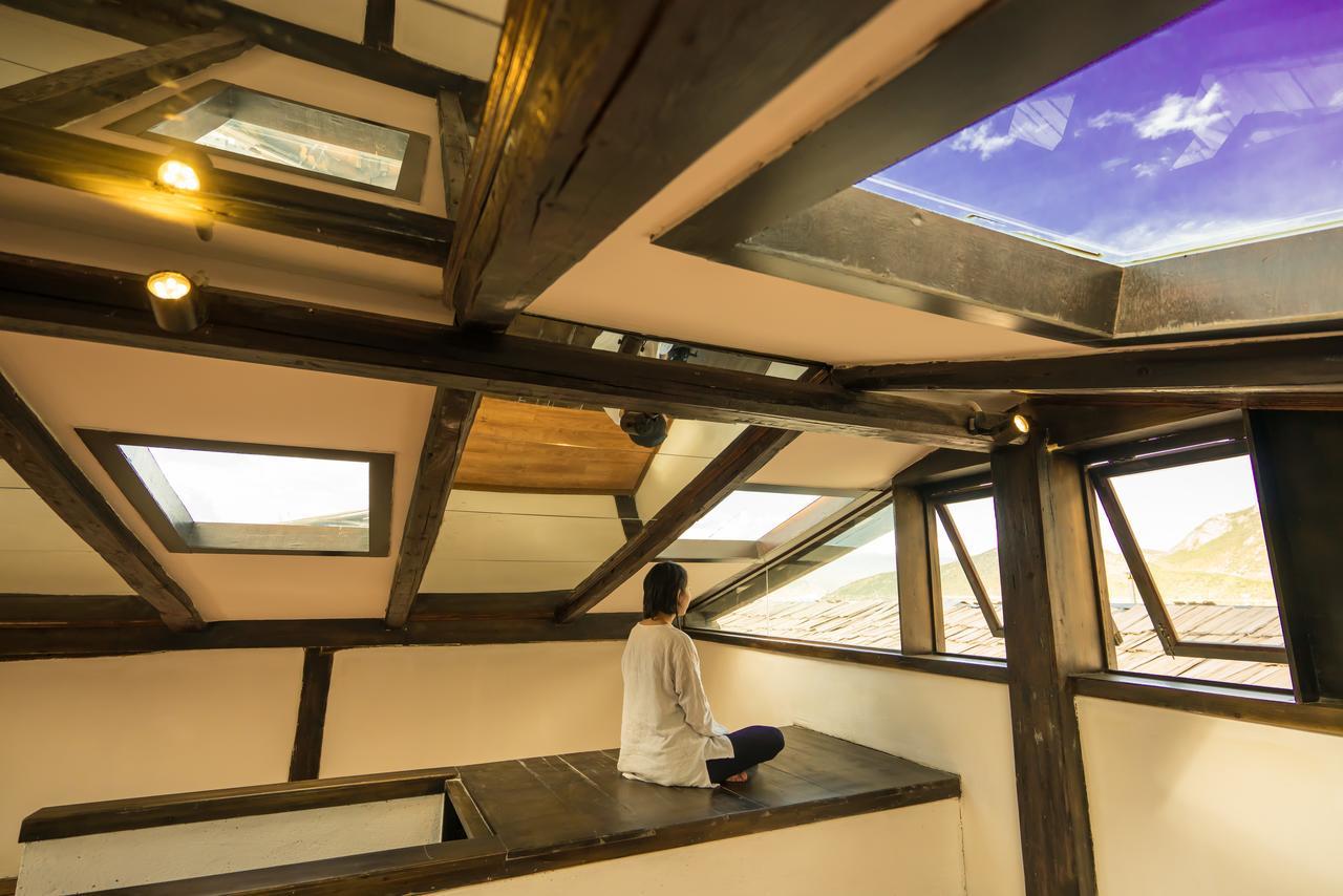 Energy Space Healing Inn Shangri-La Exterior foto
